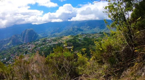 Rando la fenêtre à Salazie